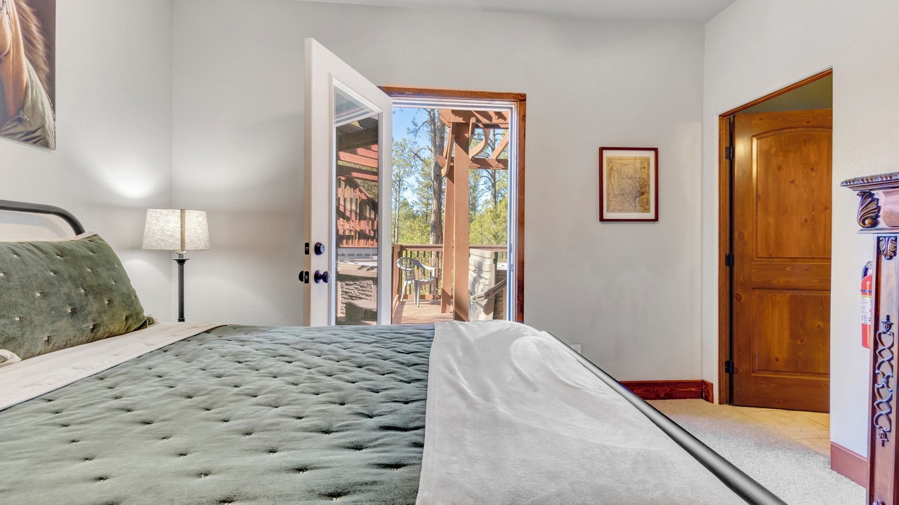 Photo of Bedroom in Ruidoso