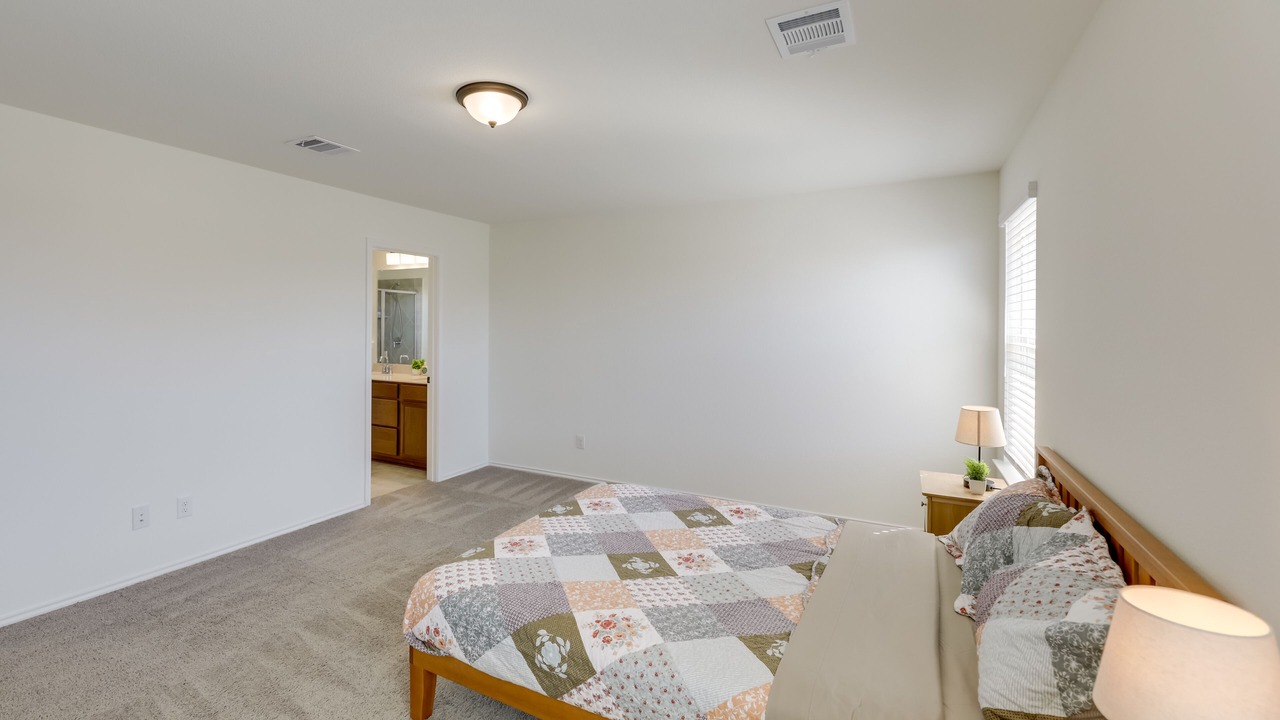 Photo of Bedroom in Manor
