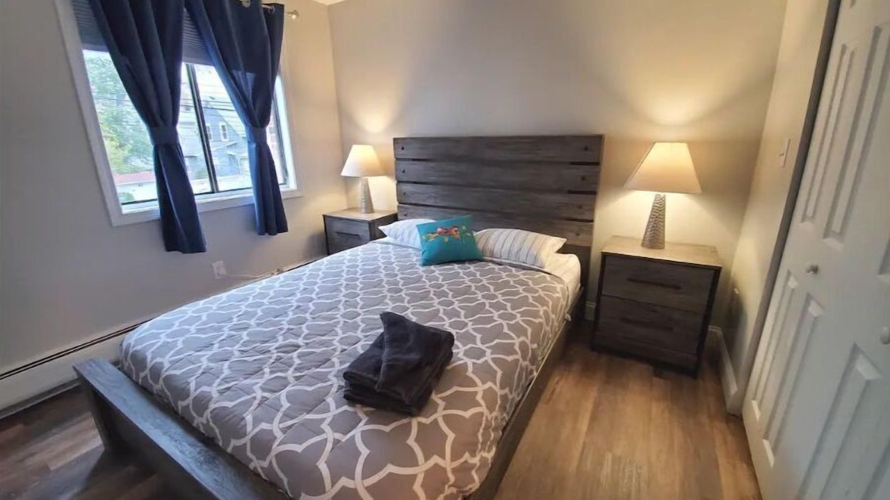 Photo of Bedroom in East Somerville