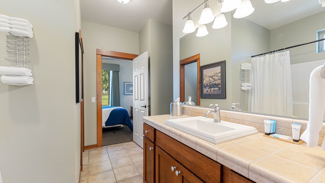 Photo of Bathroom in Orondo