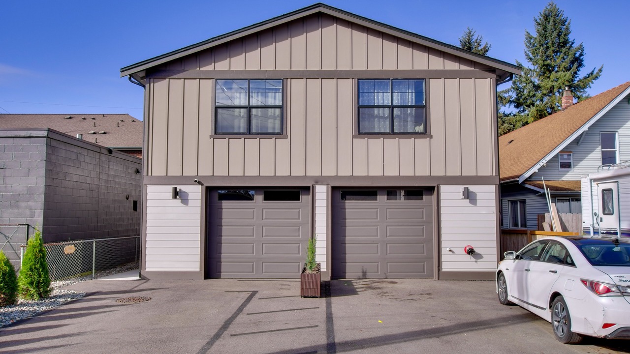 Photo of Others in Monroe