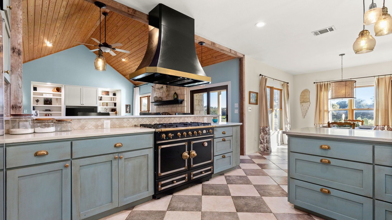 Photo of Kitchen in Kyle