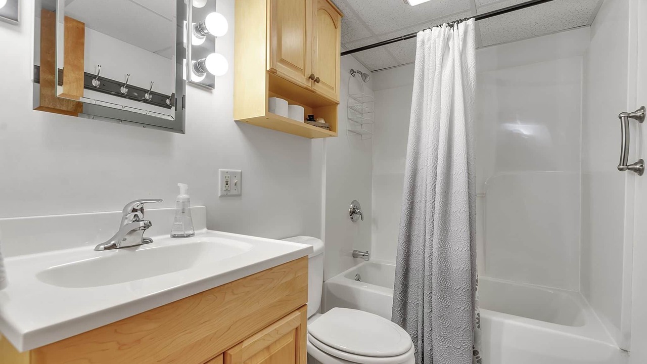 Photo of Bathroom in Ellicottville