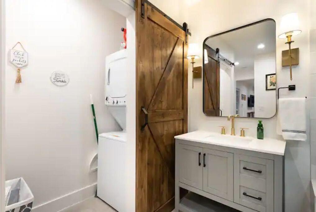 Photo of Bathroom in Lakeway