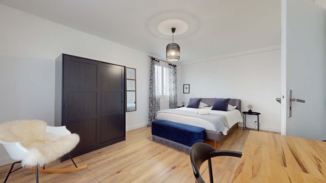 Photo of Bedroom in Zola - Pressense