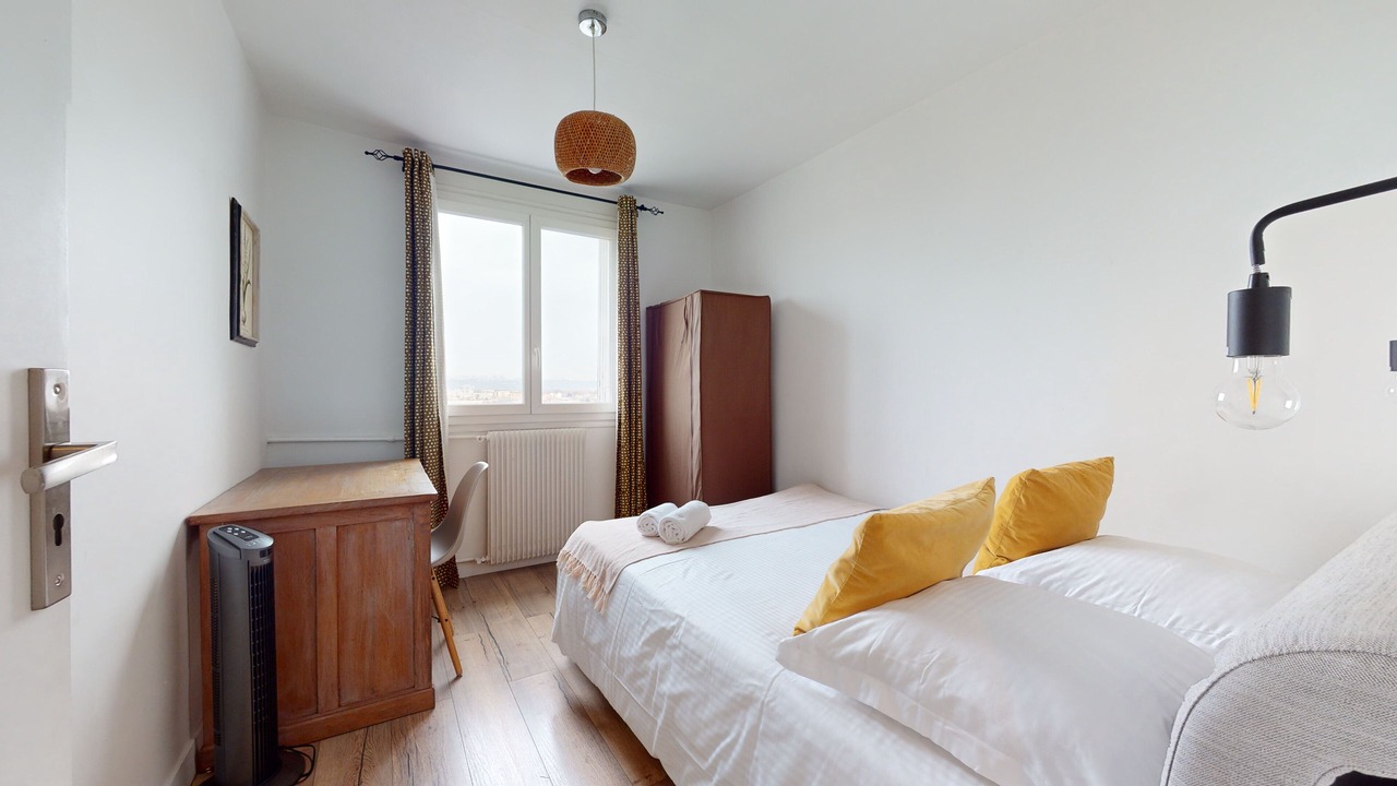 Photo of Bedroom in Zola - Pressense