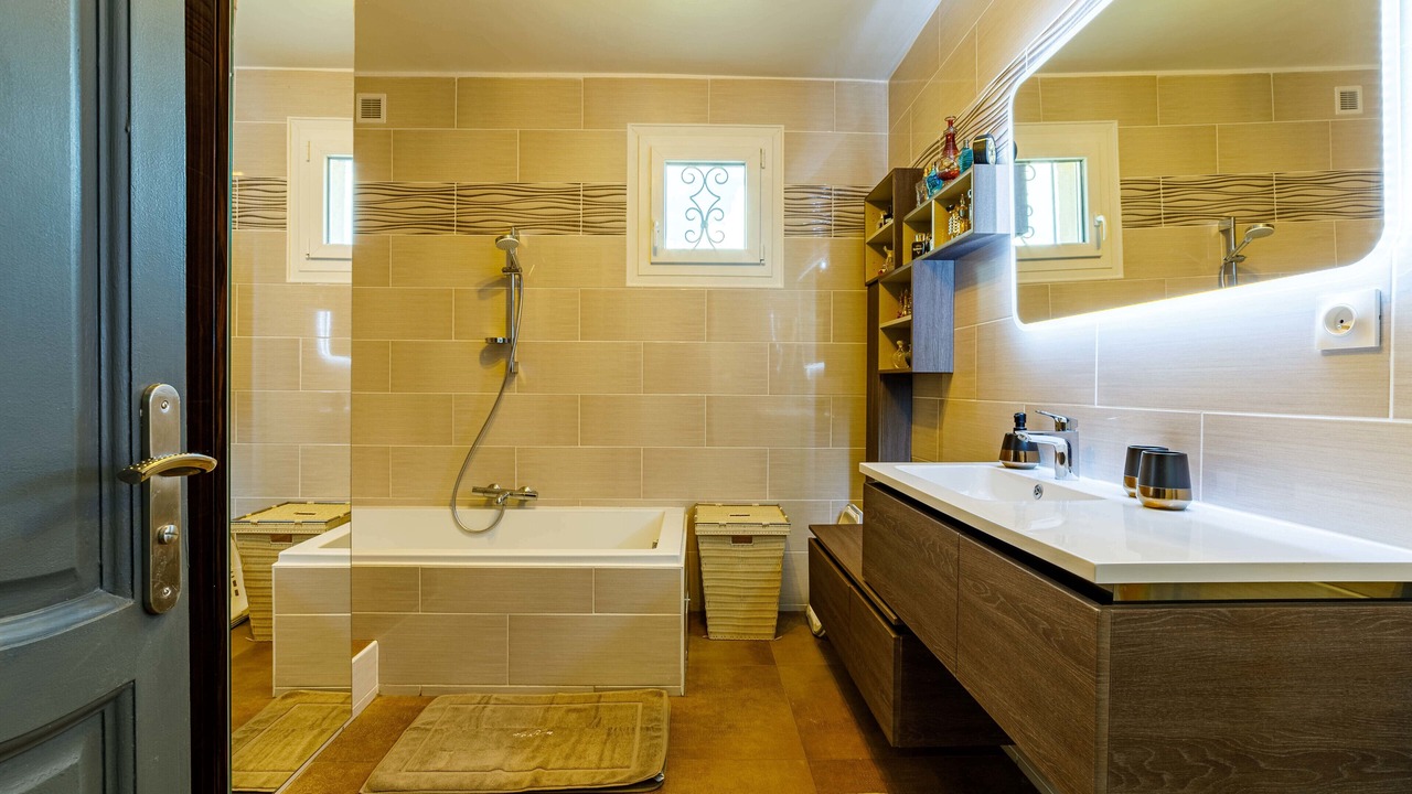 Photo of Bathroom in Taradeau