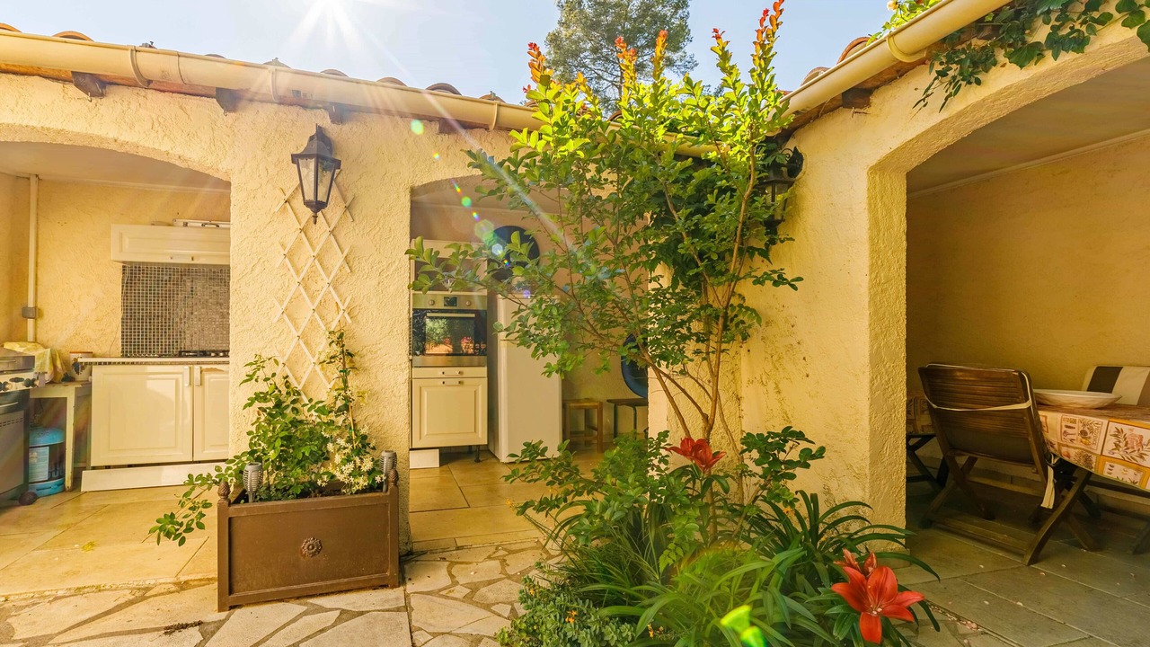 Photo of Outdoor in Taradeau