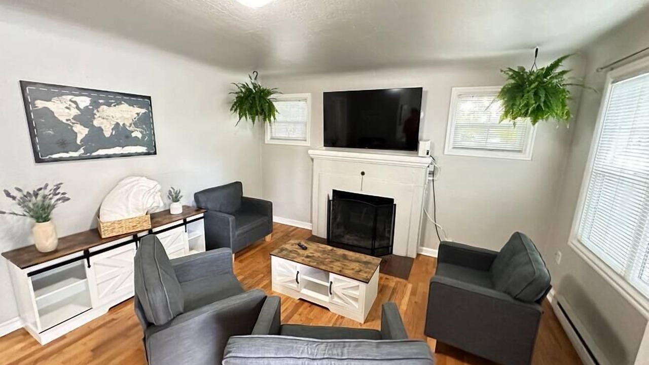 Photo of Others in College Hill