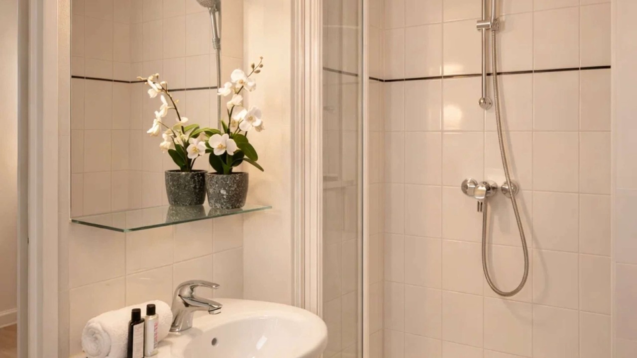 Photo of Bathroom in Butte-aux-Cailles