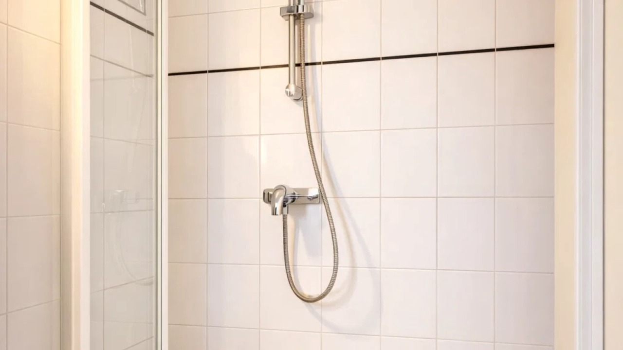 Photo of Bathroom in Butte-aux-Cailles