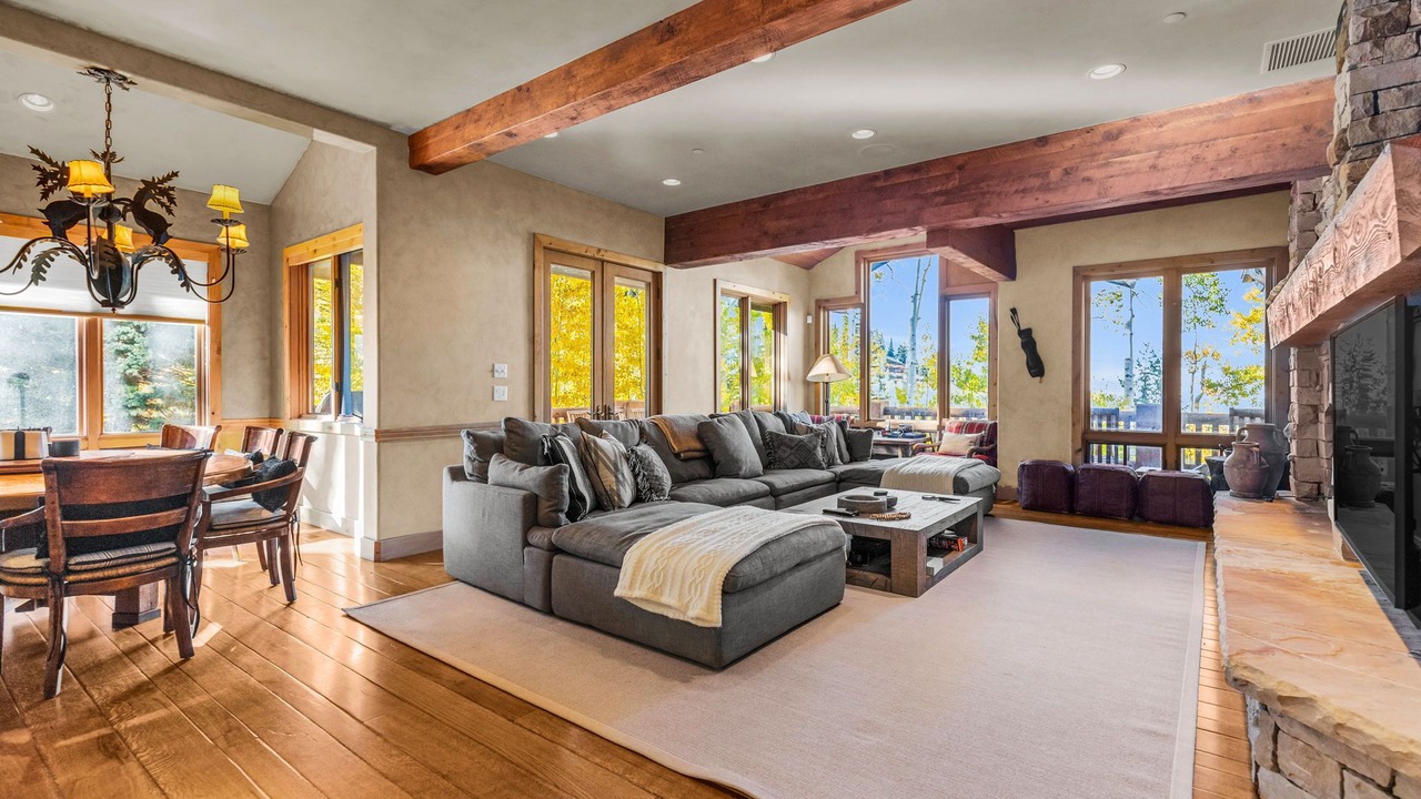 Photo of Livingroom in Park City