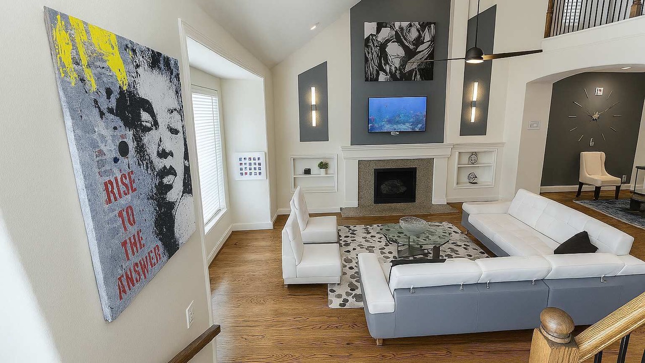 Photo of Livingroom in Woodlake - Briar Meadow