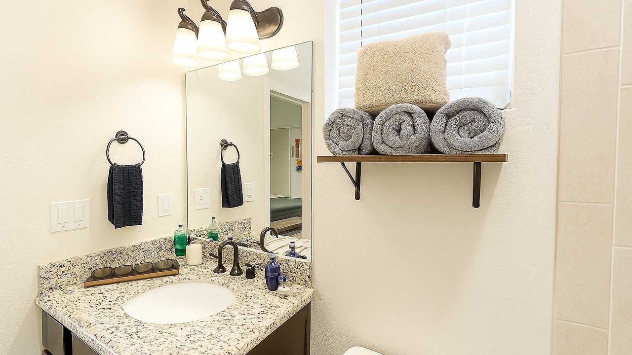 Photo of Bathroom in Woodlake - Briar Meadow