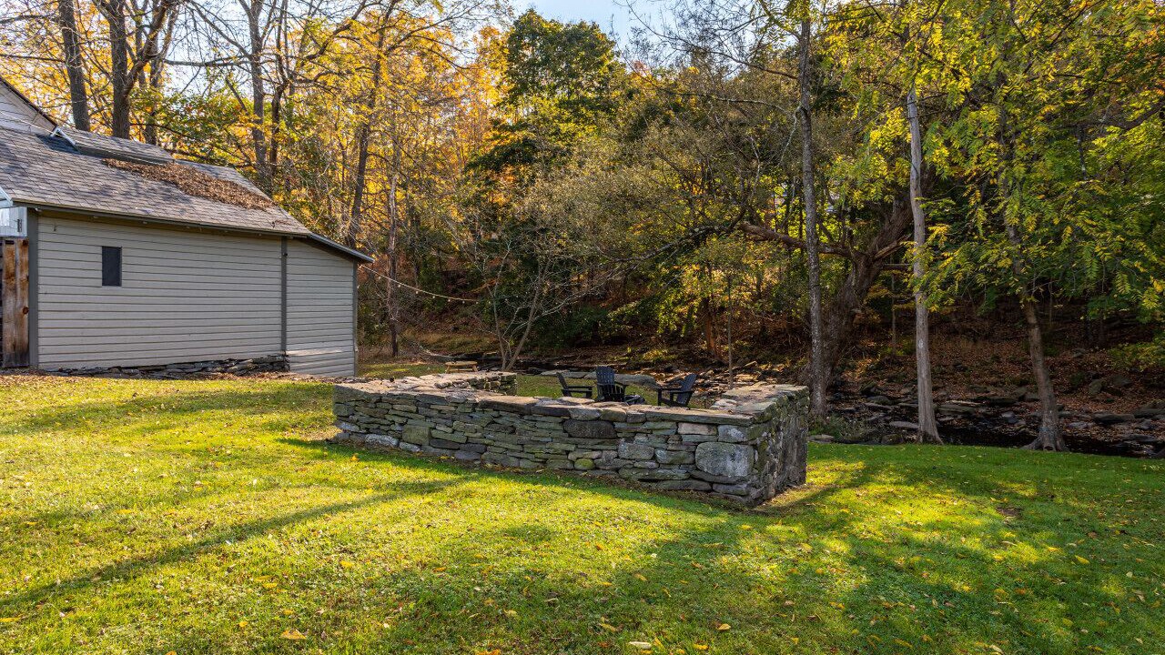 Photo of Outdoor in Jeffersonville