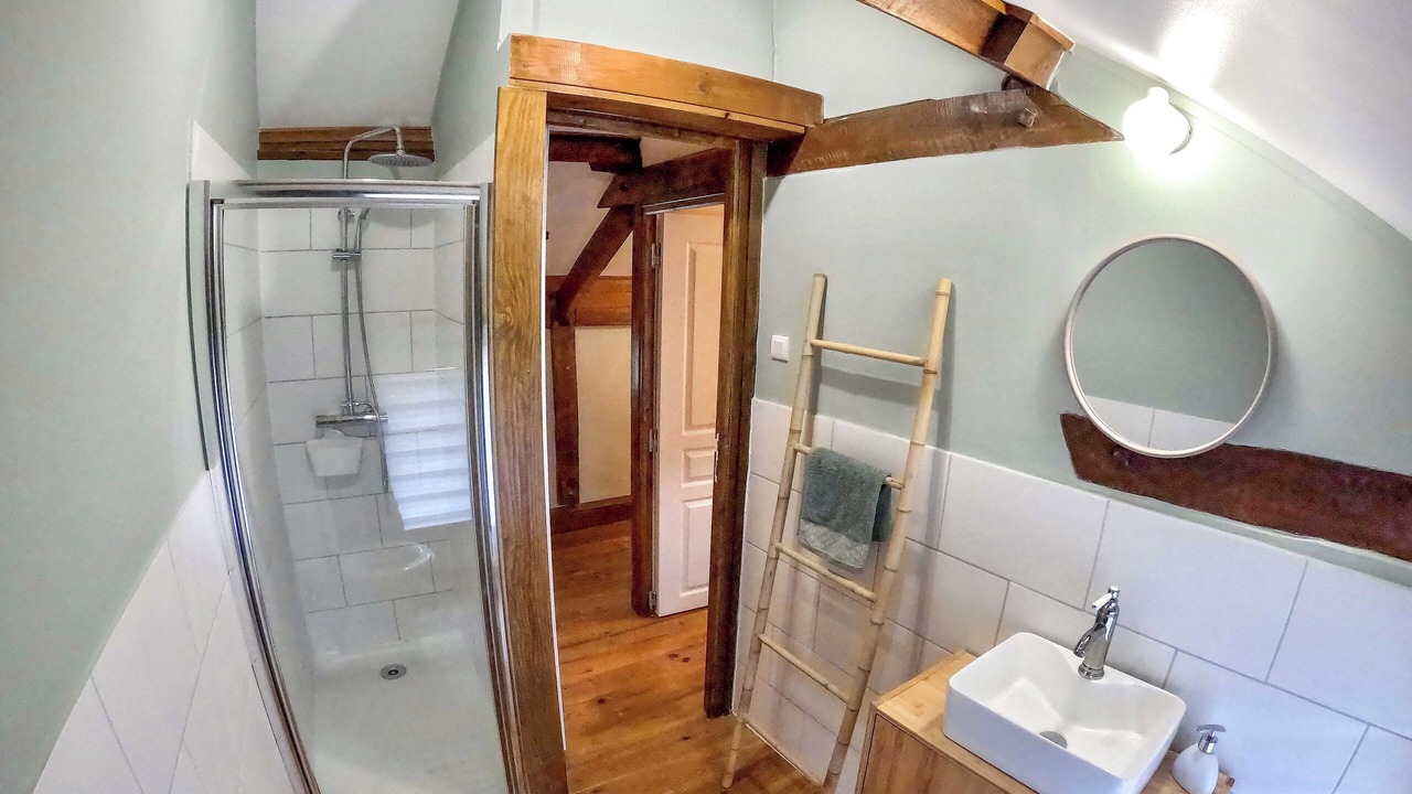 Photo of Bathroom in Chaunay