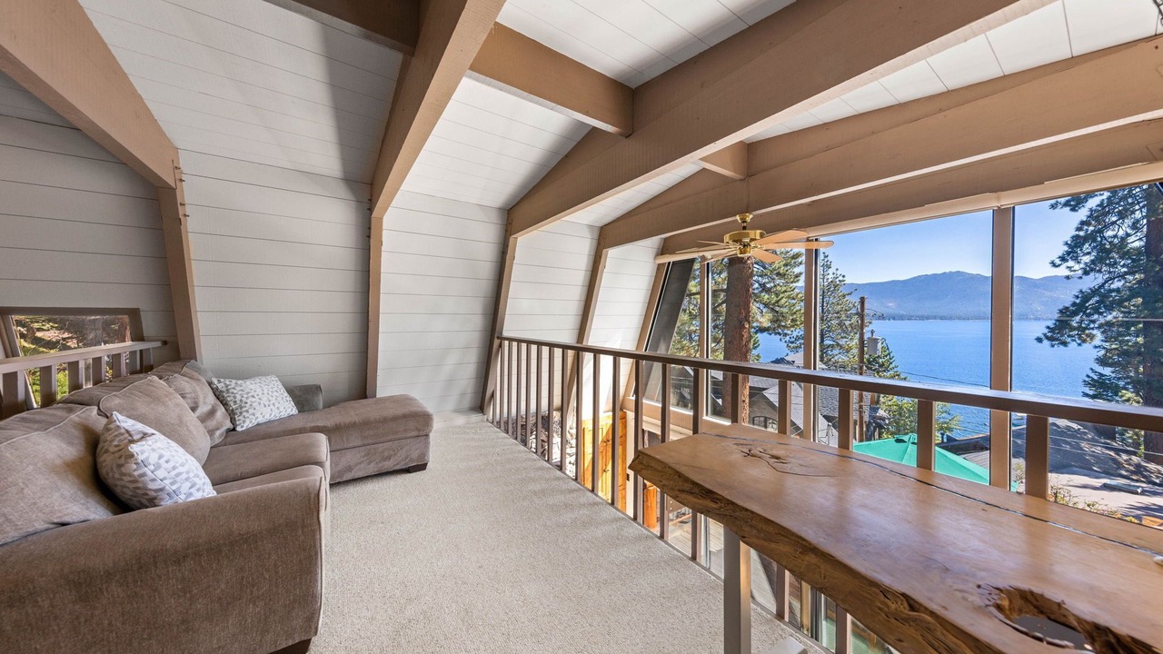 Photo of Livingroom in Crystal Bay
