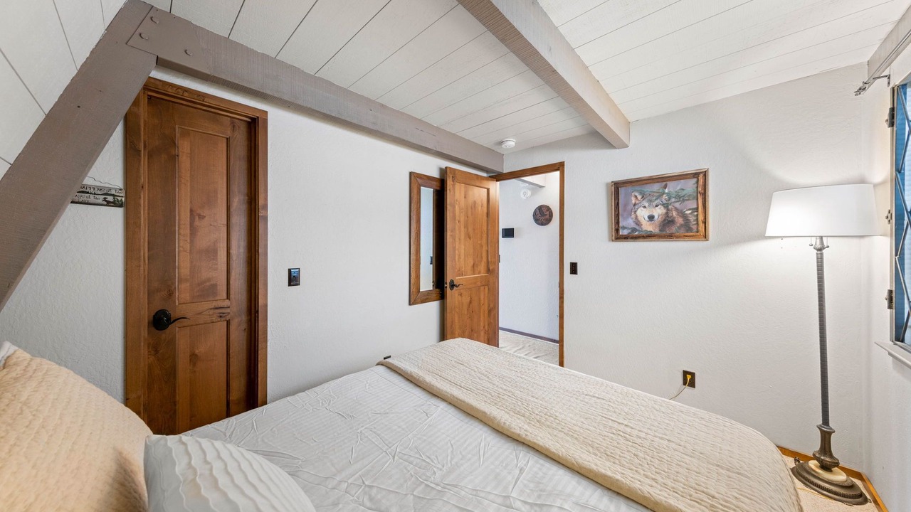 Photo of Bedroom in Crystal Bay