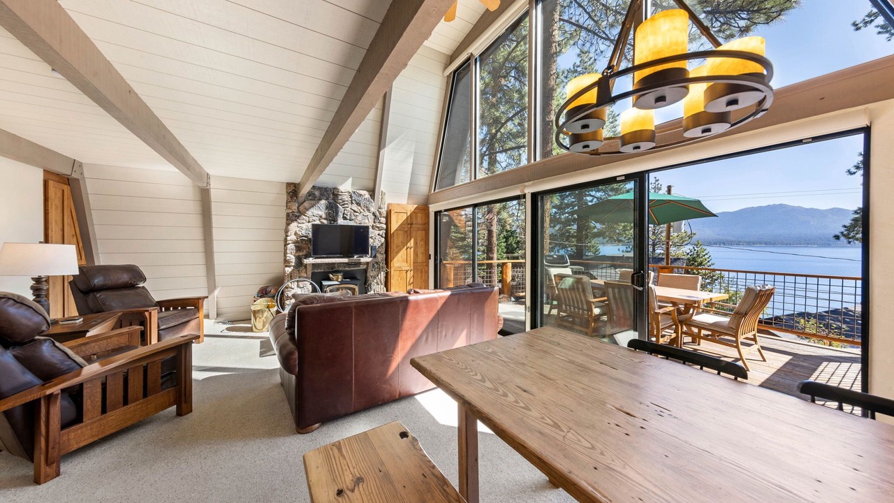Photo of Livingroom in Crystal Bay