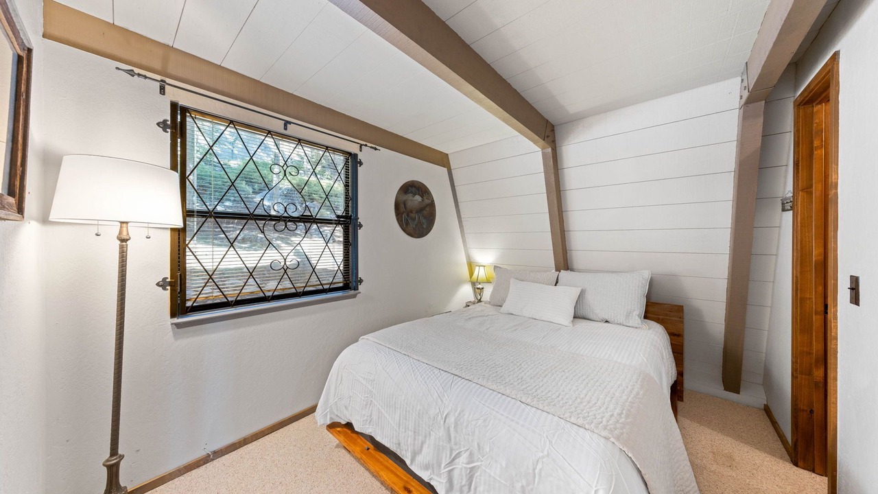Photo of Bedroom in Crystal Bay