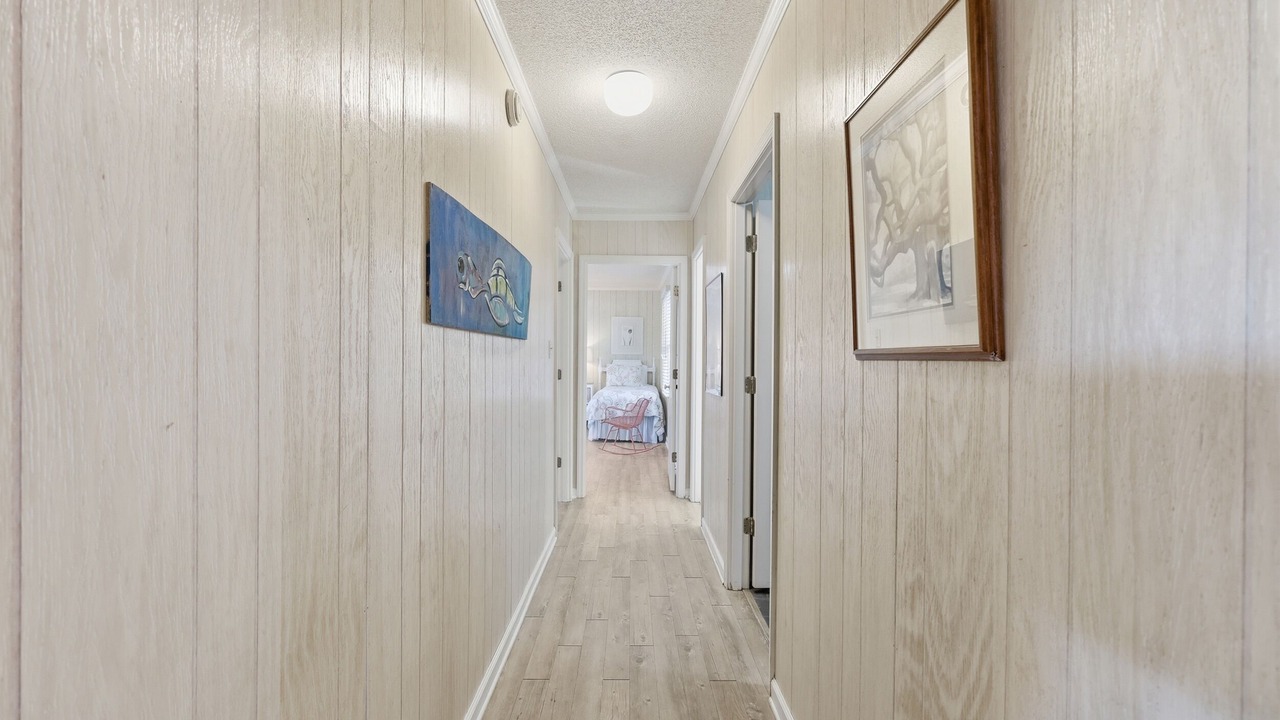 Photo of Bedroom in Debordieu Colony