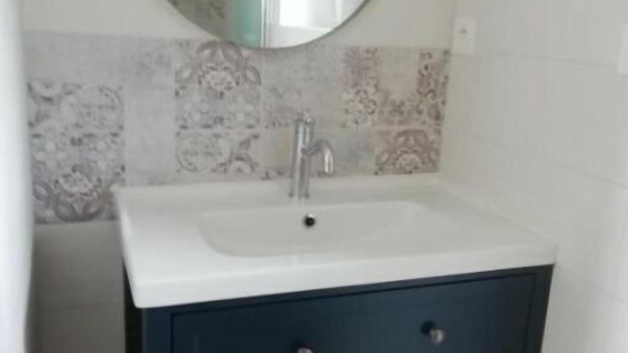 Photo of Bathroom in Locmelar
