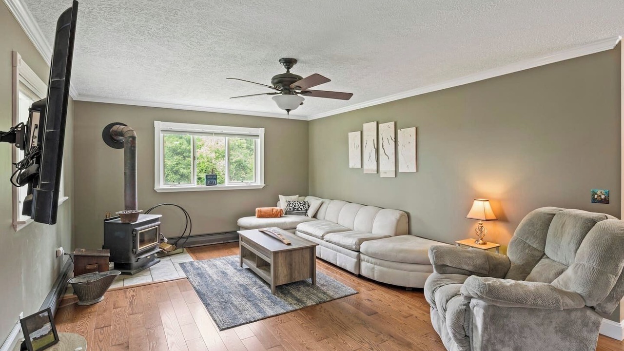Photo of Bedroom in Valois