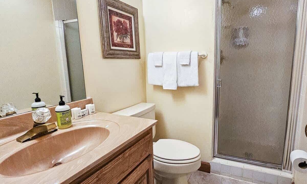 Photo of Bathroom in Holiday Island