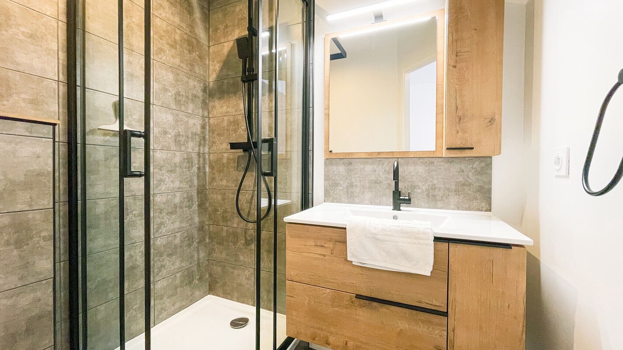 Photo of Bathroom in Saint-Martin-le-Vinoux