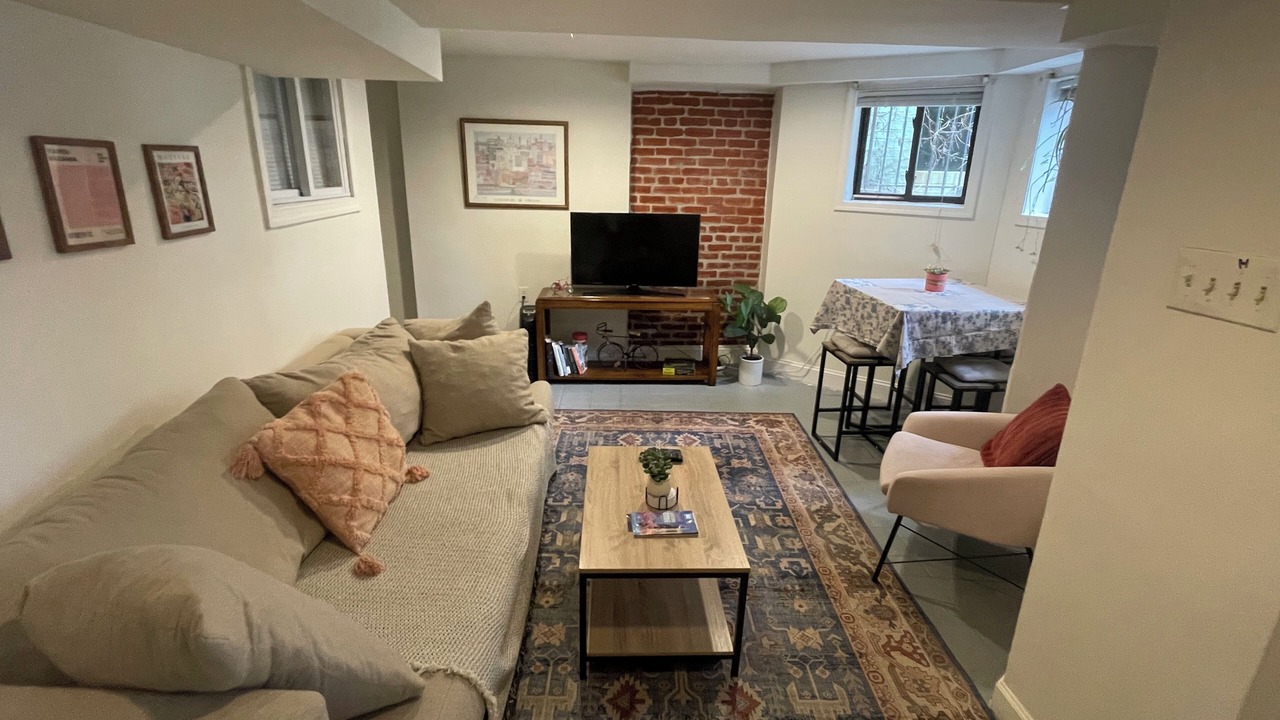 Photo of Livingroom in Columbia Heights