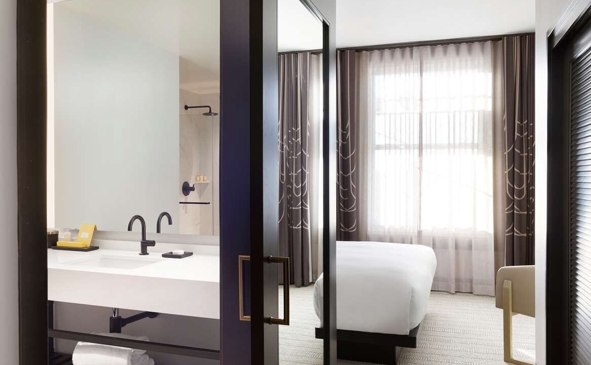 Photo of Bathroom in Theater District