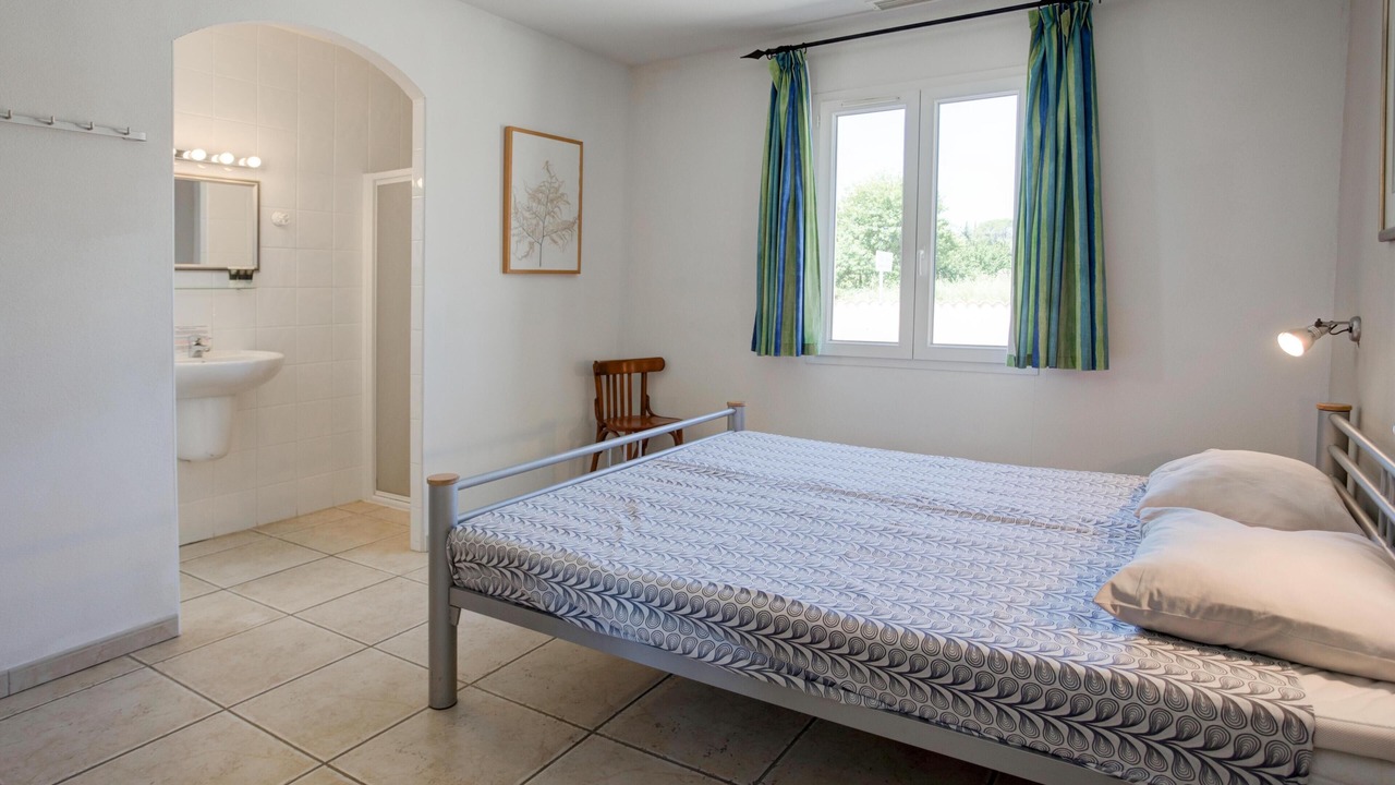 Photo of Others in Aigne