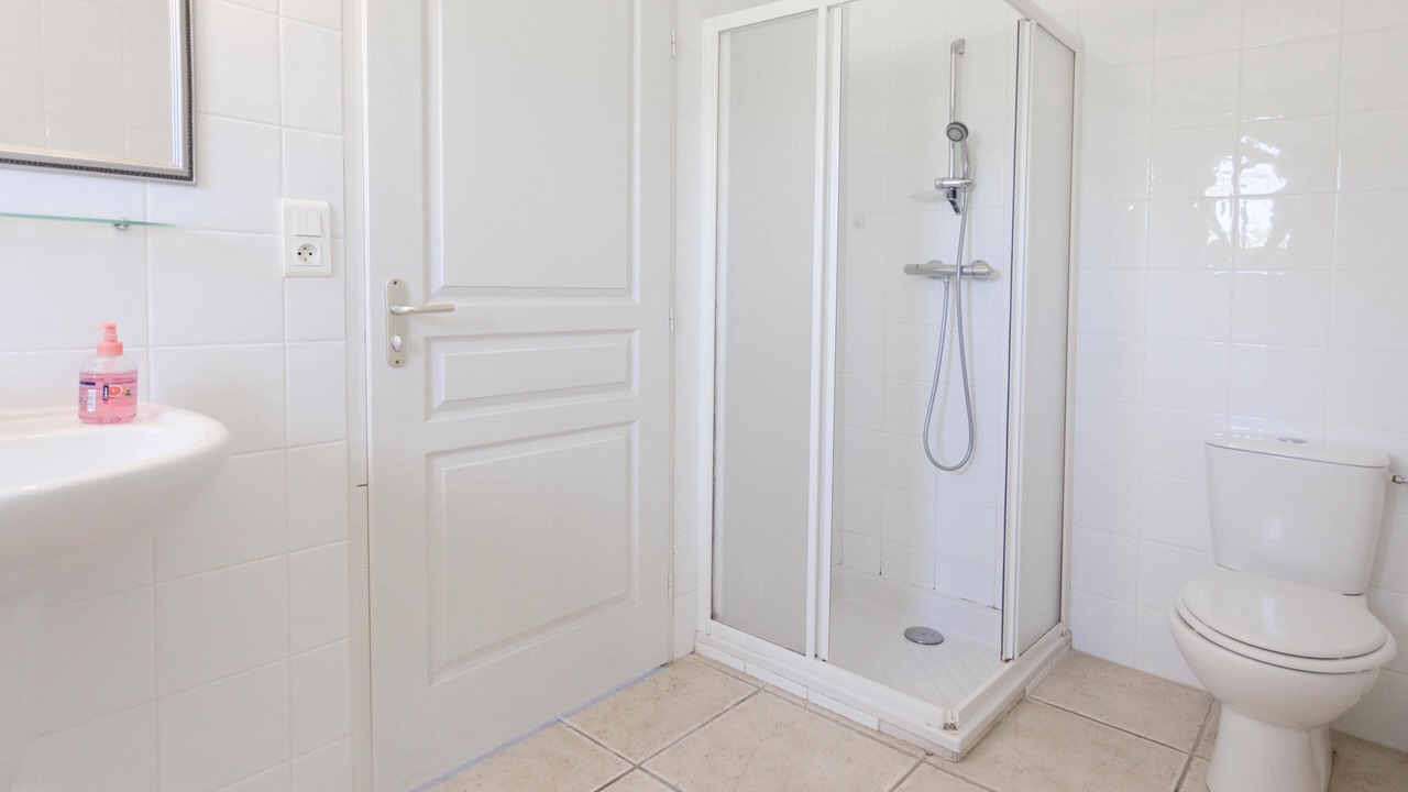 Photo of Bathroom in Aigne