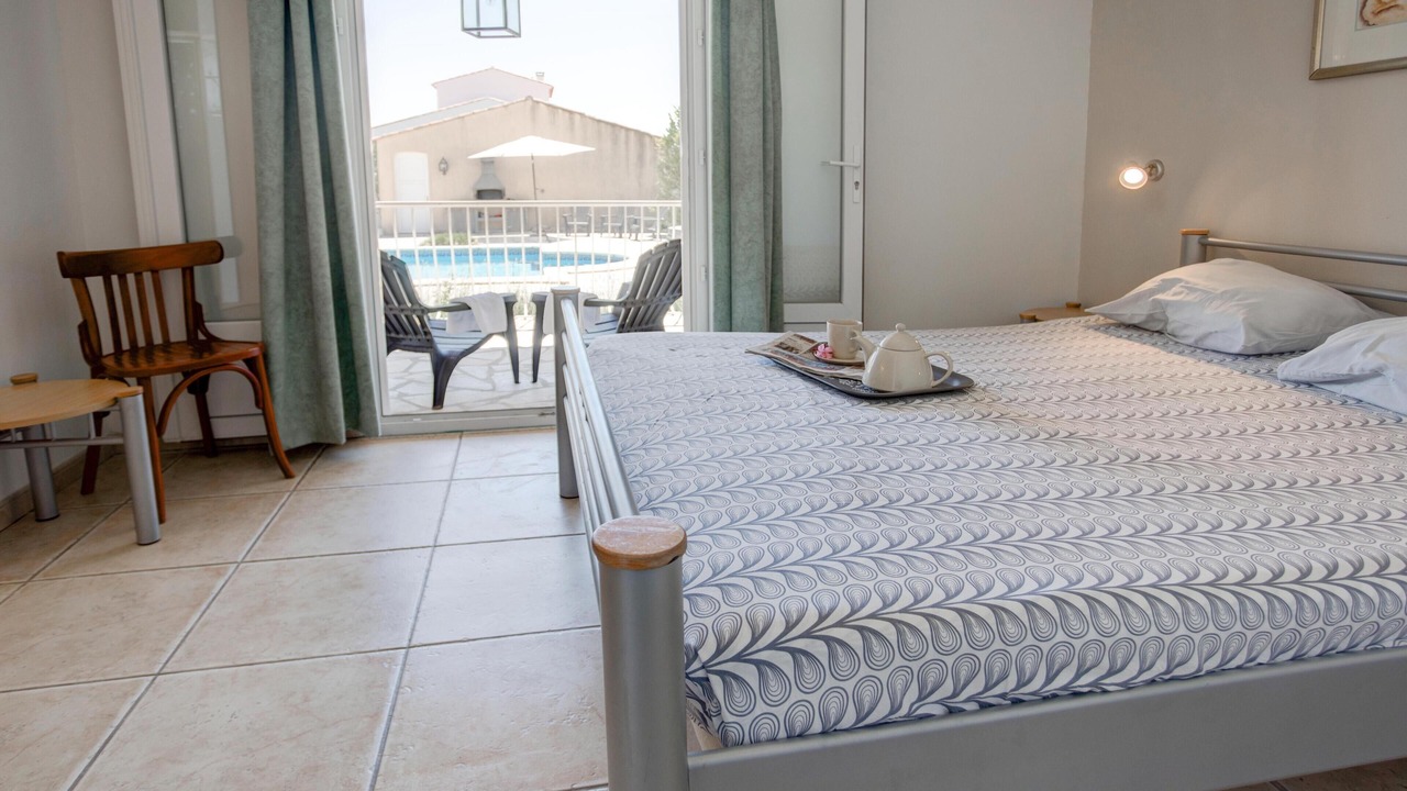 Photo of Others in Aigne