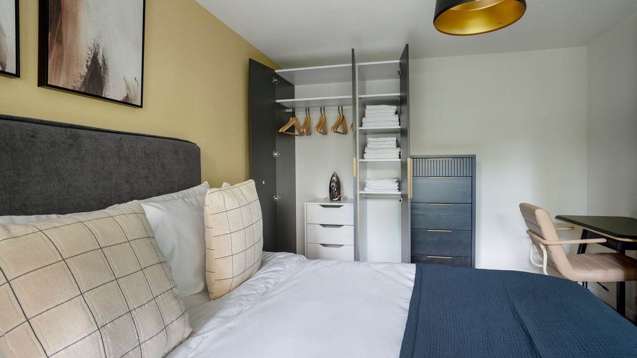 Photo of Bedroom in Hirslanden
