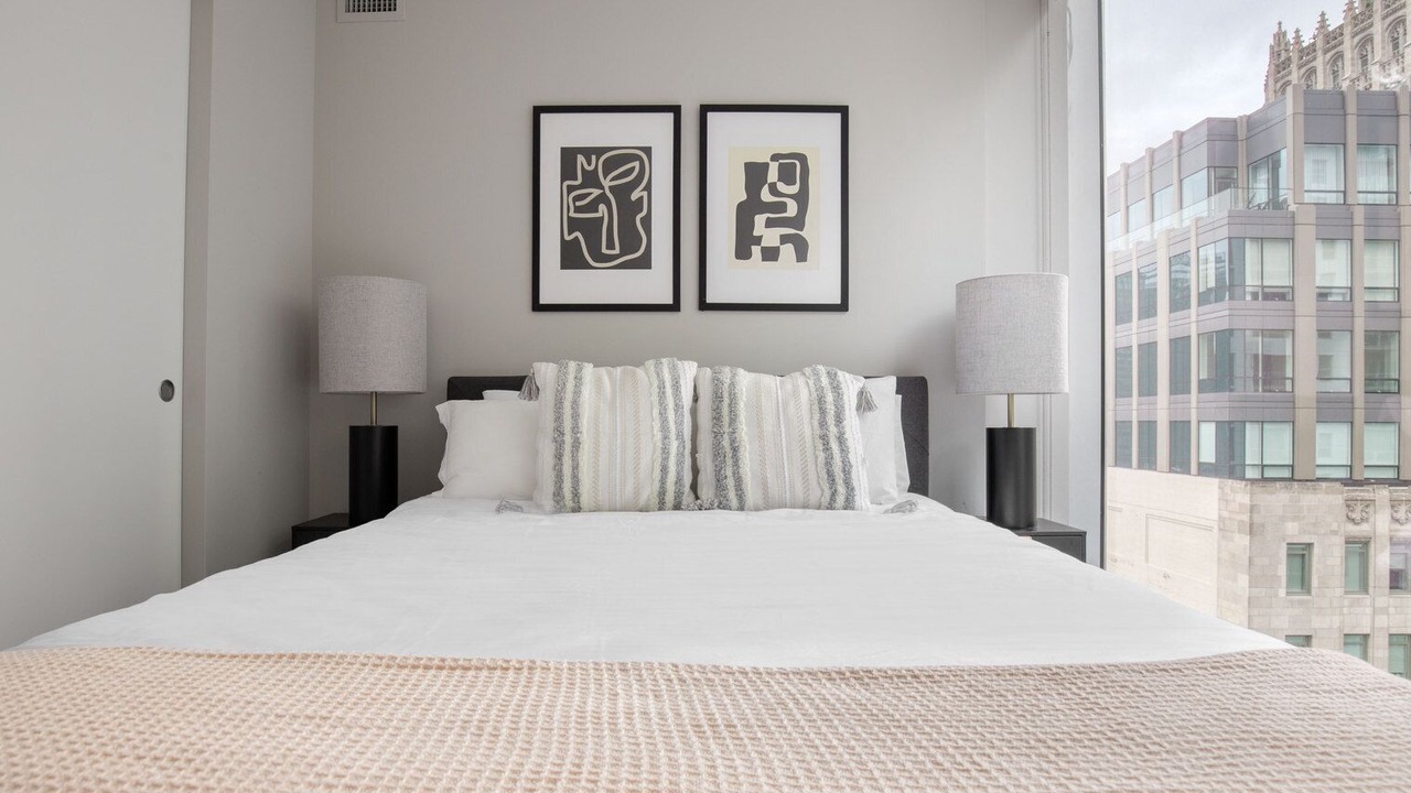 Photo of Bedroom in Streeterville