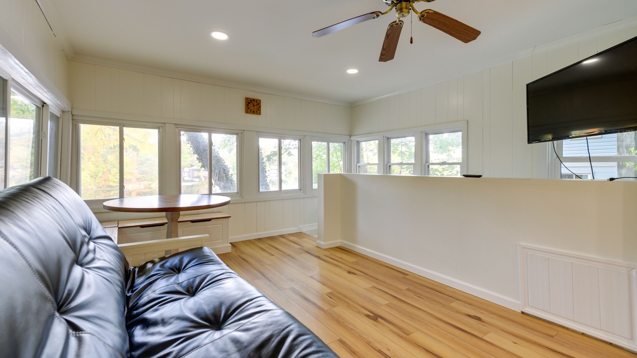Photo of Livingroom in South Byron