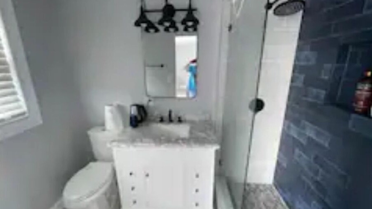 Photo of Bathroom in Tampa Shores
