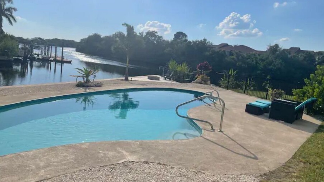 Photo of Outdoor in Tampa Shores
