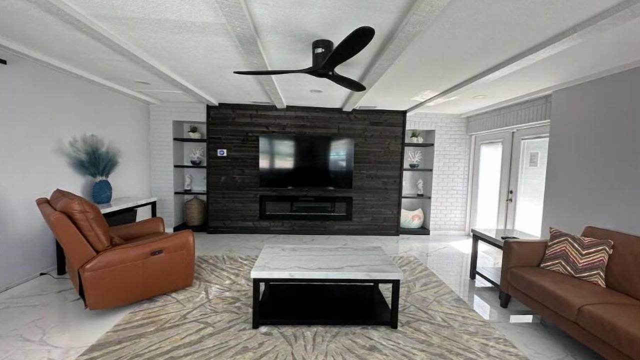 Photo of Bedroom in Tampa Shores