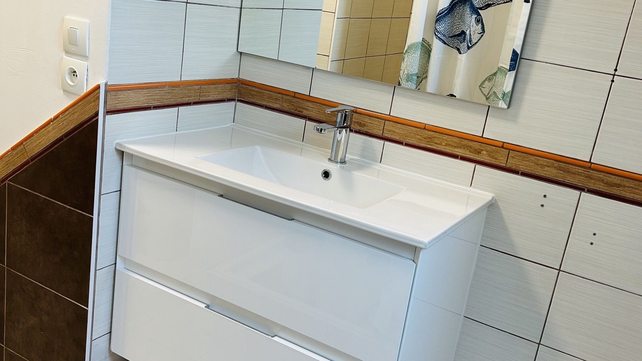 Photo of Bathroom in Demouville