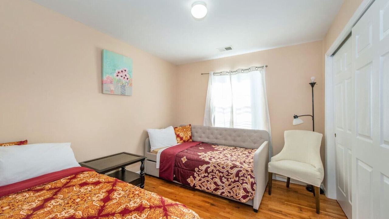 Photo of Bedroom in Ironbound District