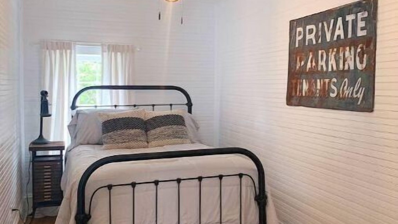 Photo of Bedroom in Pine Mountain Valley