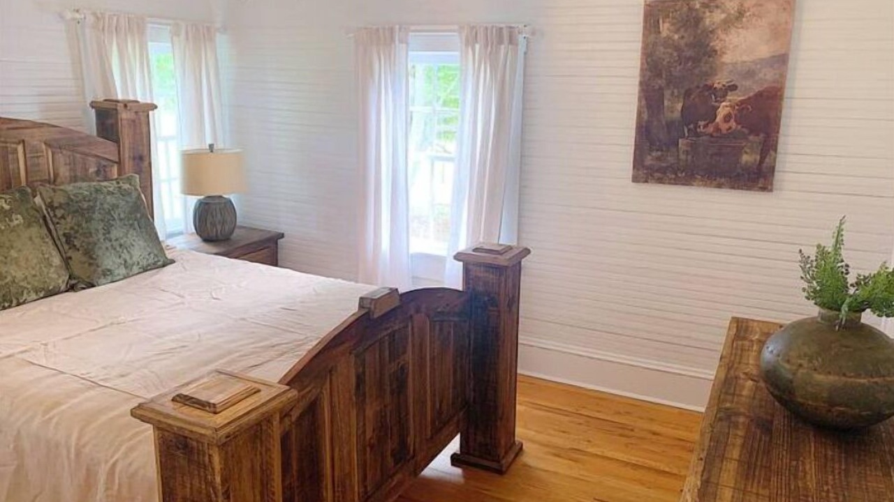 Photo of Bedroom in Pine Mountain Valley