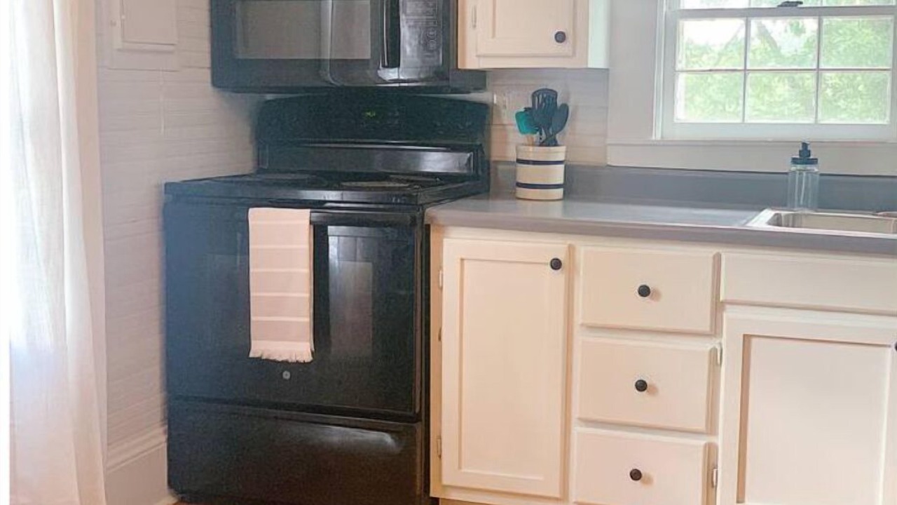 Photo of Kitchen in Pine Mountain Valley
