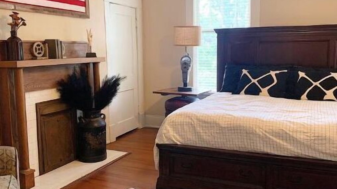 Photo of Bedroom in Pine Mountain Valley