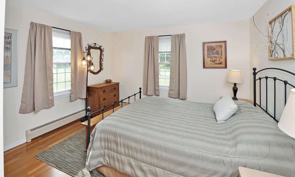 Photo of Bedroom in North Hampton
