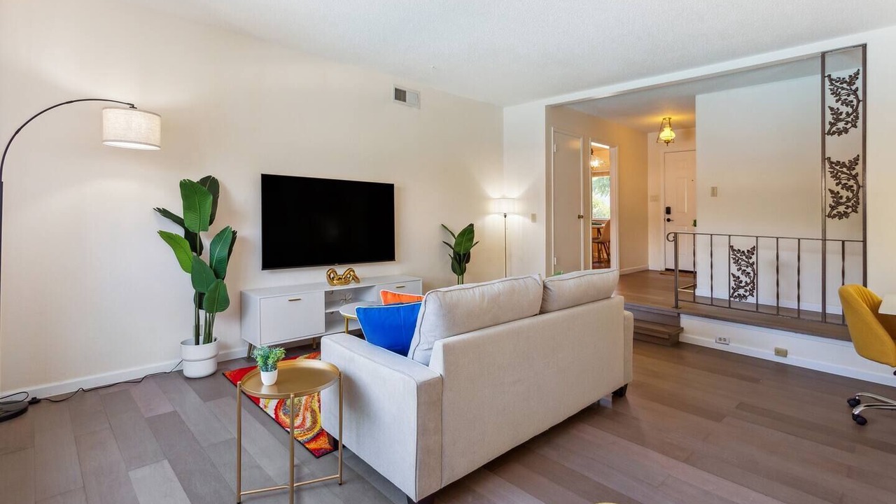 Photo of Livingroom in Concord