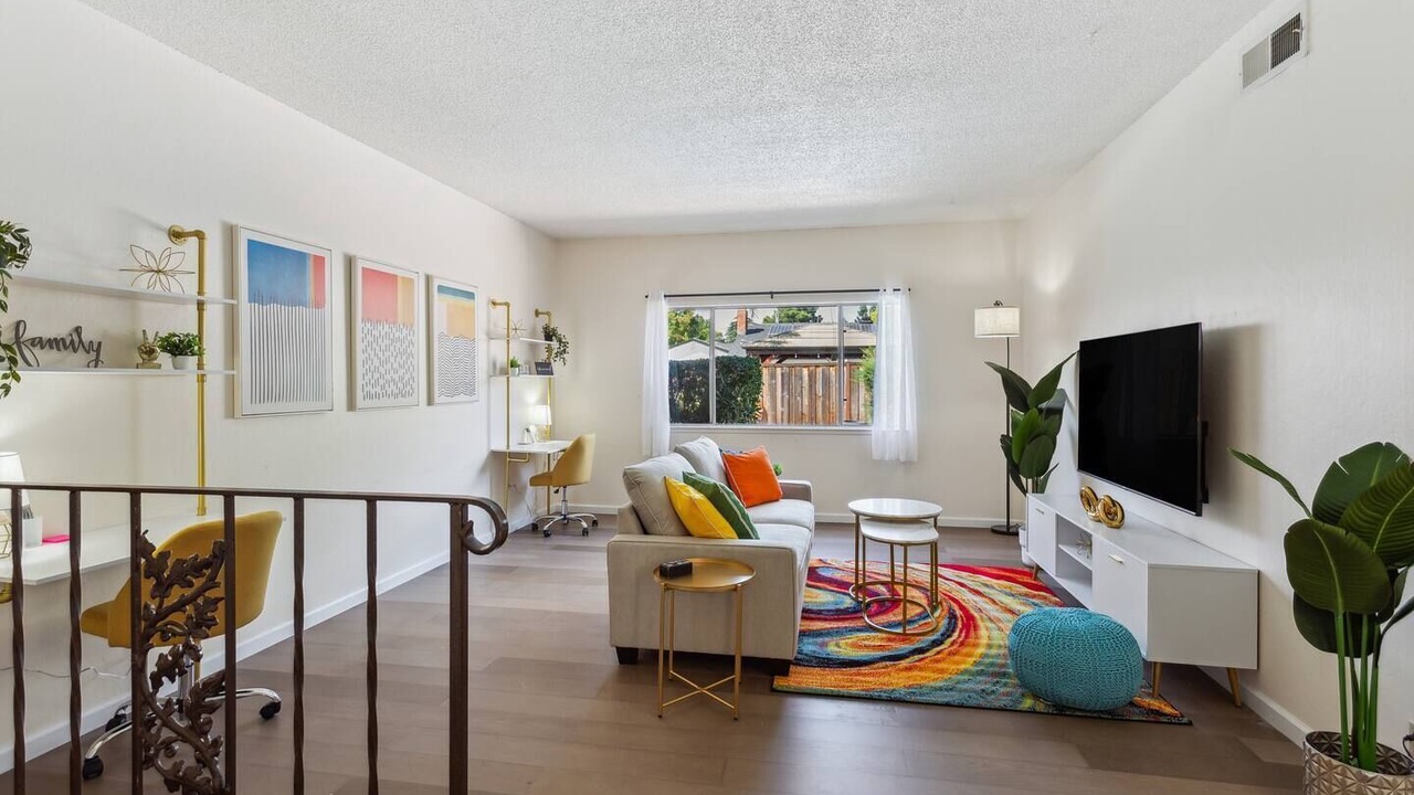 Photo of Livingroom in Concord