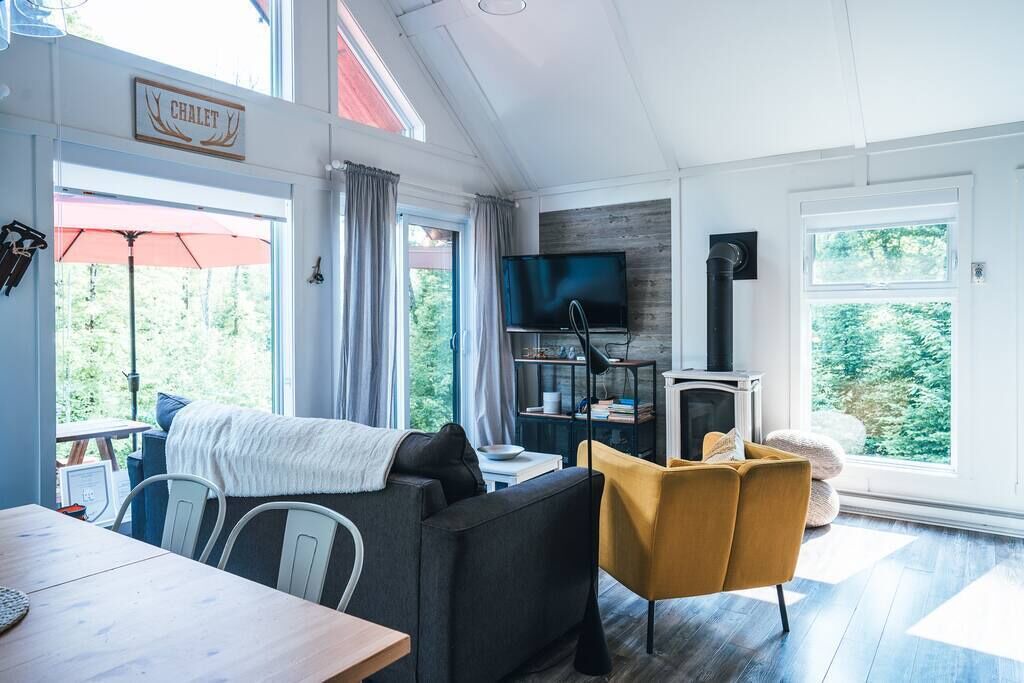 Photo of Bedroom in St-Adolphe-d'Howard